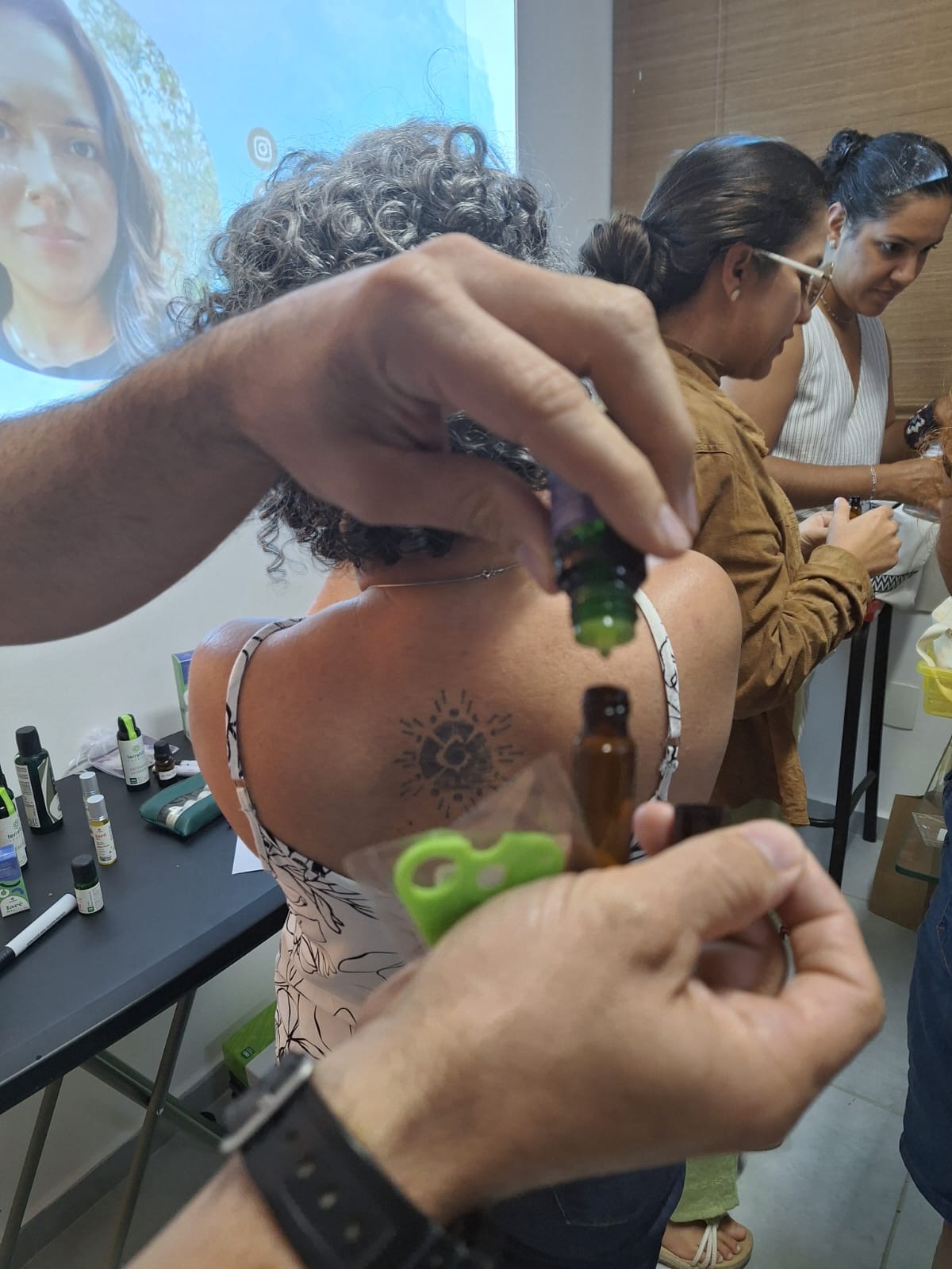 db06e910-0b1e-4f8b-9f77-42a57f001d22